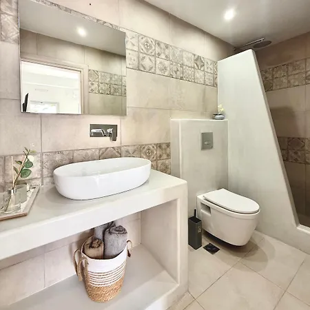 Comfort Ξενοδοχείο με διαμερίσματα 3*