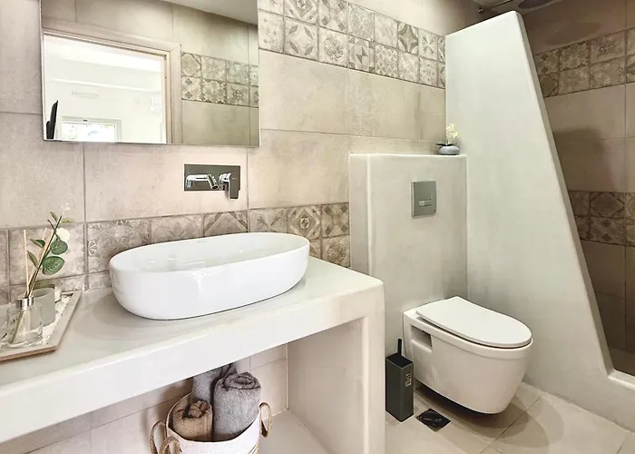 Comfort מלון דירות 3*